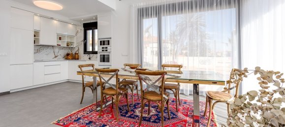 4 bedrooms Villa in Torrevieja, Spain No. 129281 8