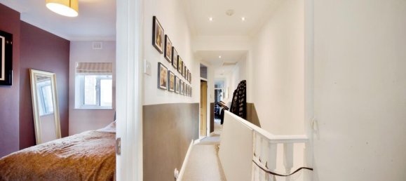 2 bedrooms Apartment in London, United Kingdom No. 11444 22