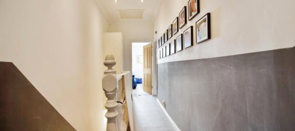 2 bedrooms Apartment in London, United Kingdom No. 11444 11