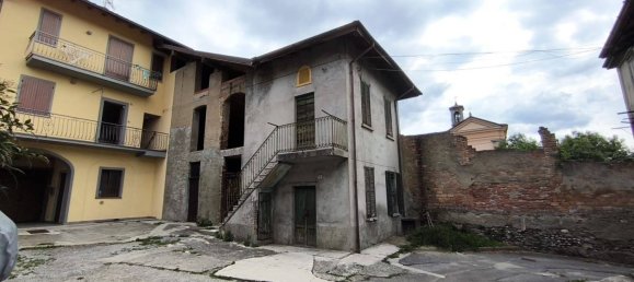 3 غرف نوم شقة في Brivio, Italy رقم 301926 10