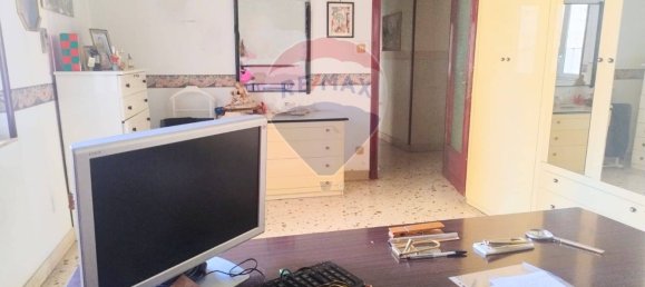 3 bedrooms Apartment in Palermo, Italy No. 346073 7