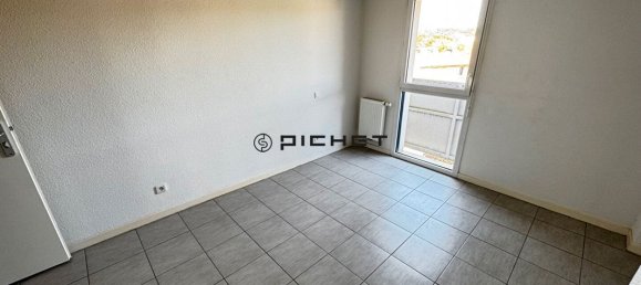 1 bedroom Apartment in Cenon, France No. 338923 6