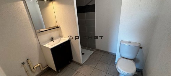 1 bedroom Apartment in Cenon, France No. 338923 7