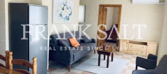 2 bedrooms Penthouse in Zebbug, Malta No. 5429 2