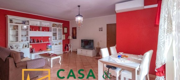 4 Schlafzimmer Wohnung in Pietramelara, Italy, Nr. 325659 3