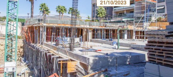 2 bedrooms Apartment in Alicante, Spain No. 9762 3