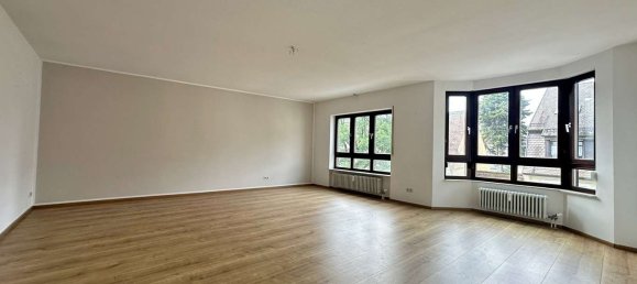 Apartamento de 4 habitaciónes en Rastatt, Germany No. 261382 3