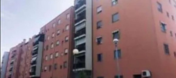 3 rooms Apartment in Brugherio, Italy No. 6425 3