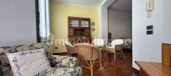 3 bedrooms House in Pordenone, Italy No. 190238 2