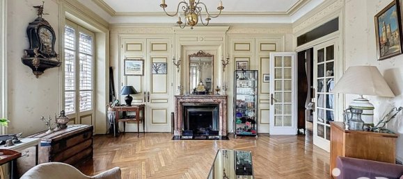 4 bedrooms Apartment in Lyon, France No. 317133 3