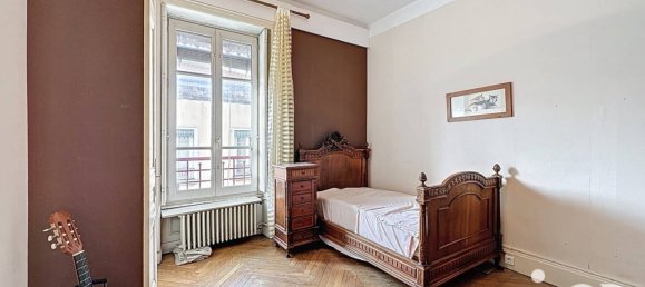 4 bedrooms Apartment in Lyon, France No. 317133 11