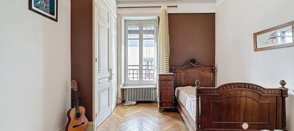 4 bedrooms Apartment in Lyon, France No. 317133 10