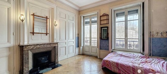 4 bedrooms Apartment in Lyon, France No. 317133 9