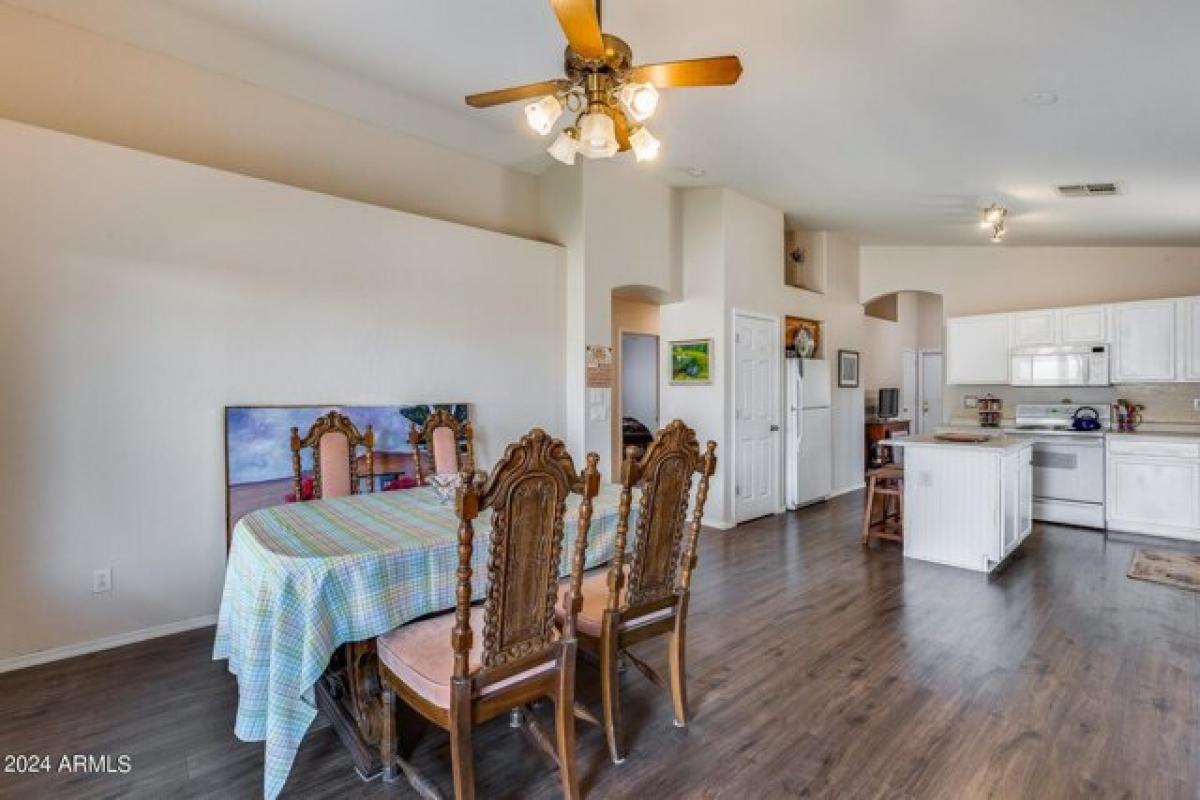 3 bedrooms House in Surprise, USA No. 425842