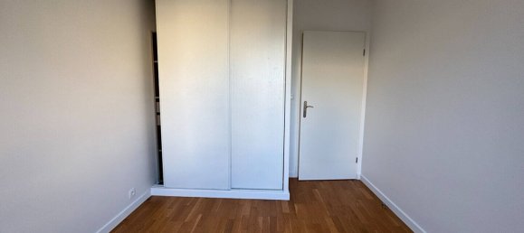 2 bedrooms Apartment in Issy-les-Moulineaux, France No. 139860 7