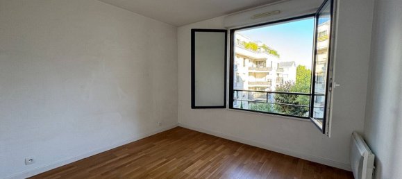 2 bedrooms Apartment in Issy-les-Moulineaux, France No. 139860 8