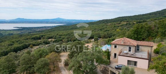 4 bedrooms House in Lisciano Niccone, Italy No. 232224 3