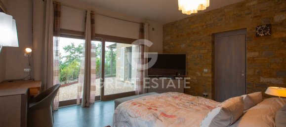 4 bedrooms House in Lisciano Niccone, Italy No. 232224 19