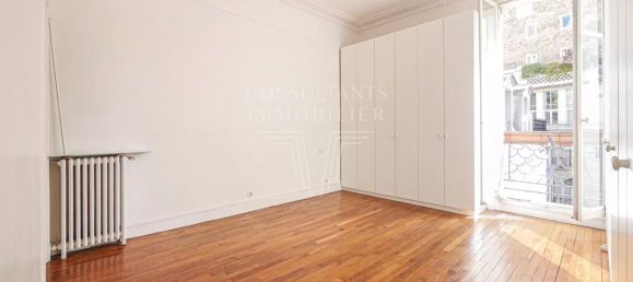 2 bedrooms Apartment in Paris, France No. 281614 13