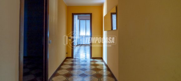 3 rooms Villa in Caronno Pertusella, Italy No. 153094 18