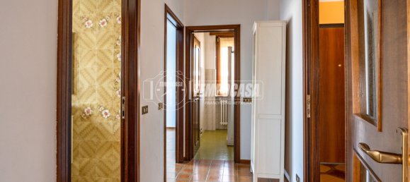 3 rooms Villa in Caronno Pertusella, Italy No. 153094 24