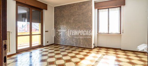3 rooms Villa in Caronno Pertusella, Italy No. 153094 8