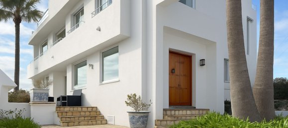 4 bedrooms Villa in Benalmadena, Spain No. 141965 6