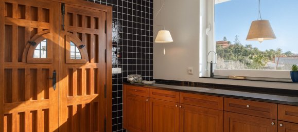 4 bedrooms Villa in Benalmadena, Spain No. 141965 7