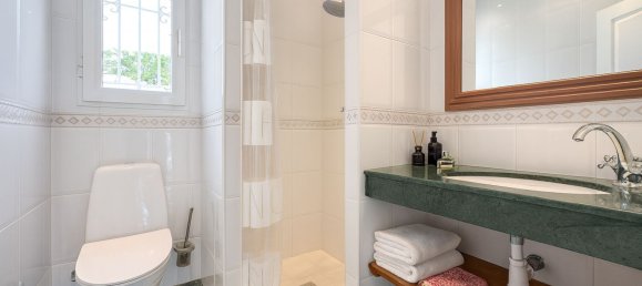 4 bedrooms Villa in Benalmadena, Spain No. 141965 23