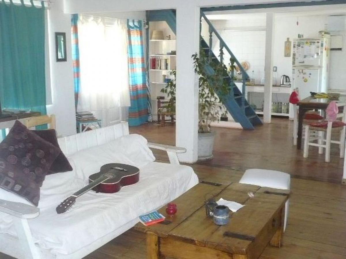 Дом с 3 спальнями в Мальдонадо, Уругвай № 6279