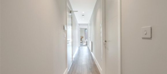 2 bedrooms Apartment in London, United Kingdom No. 3727 14