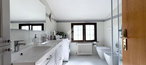 4 bedrooms Apartment in Rimini, Italy No. 358293 26