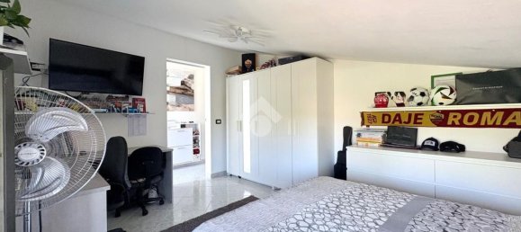 4 bedrooms Apartment in Rimini, Italy No. 358293 20