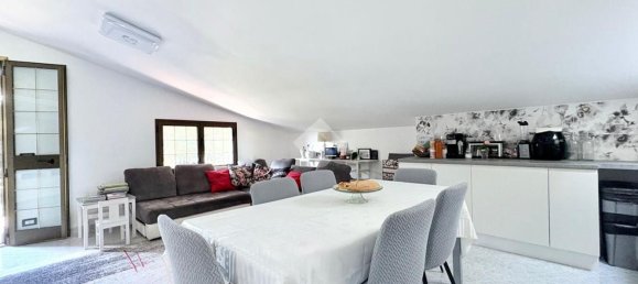 4 bedrooms Apartment in Rimini, Italy No. 358293 8