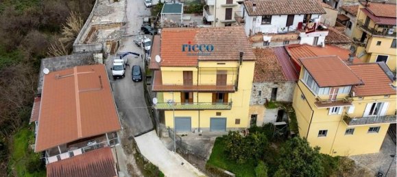 2غرفة شقة في Futani, Italy رقم 144875 3