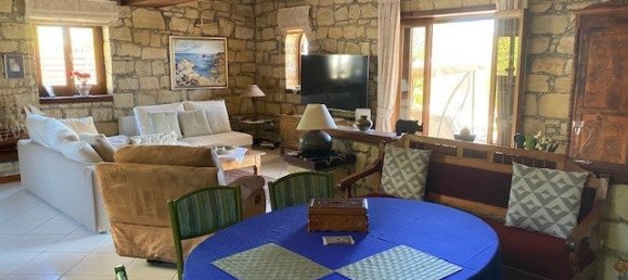 5 bedrooms House in Pegeia, Cyprus No. 9822 11