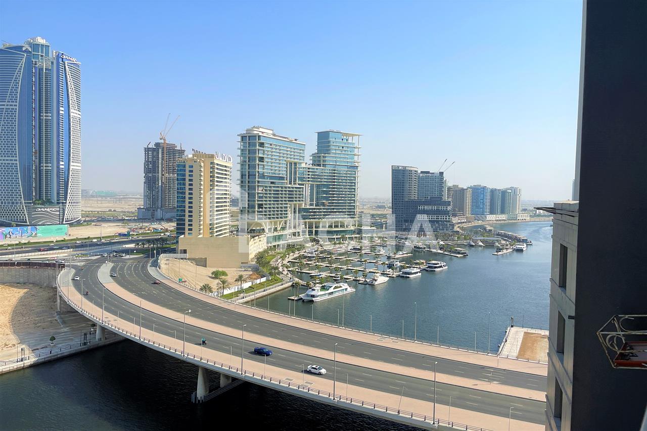 Studio in Business Bay, UAE No. 27462