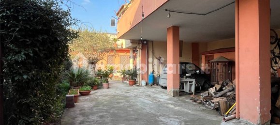 3 bedrooms House in Acerra, Italy No. 337762 5