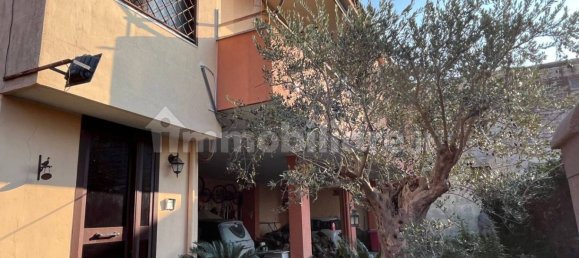 3 bedrooms House in Acerra, Italy No. 337762 3