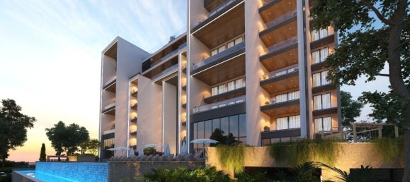 3 bedrooms Apartment in Limassol, Cyprus No. 12429 3