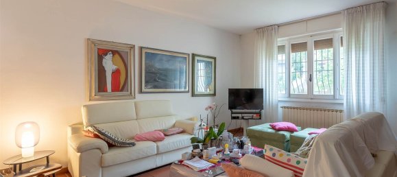 7 rooms House in Calenzano, Italy No. 181969 38