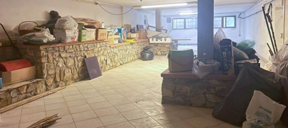 7 rooms House in Calenzano, Italy No. 181969 34