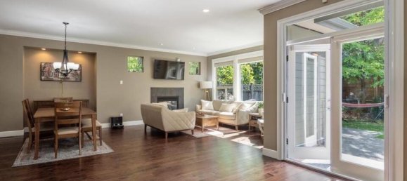 4 bedrooms House in British Columbia, Canada No. 1313 9