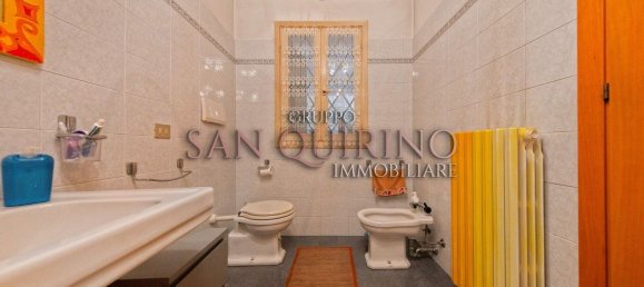 4 bedrooms House in Correggio, Italy No. 374530 22