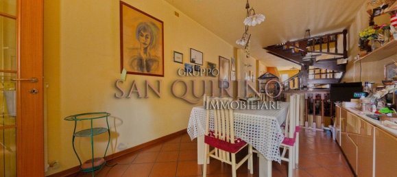 4 bedrooms House in Correggio, Italy No. 374530 2