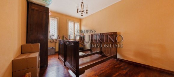 4 bedrooms House in Correggio, Italy No. 374530 13