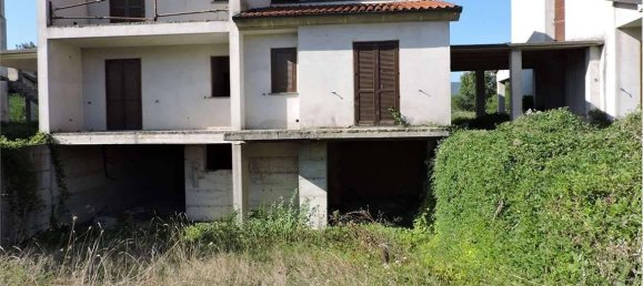 5 rooms House in Umbertide, Italy No. 20290 30