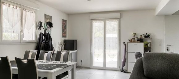 3 chambres Appartement à Villars-les-Dombes, France No. 314815 9