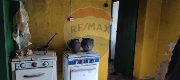 2 bedrooms House in Celorico da Beira, Portugal No. 24520 5