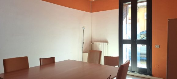 Gewerbliche Immobilie in Monza, Italy 125m², Nr. 10906 17